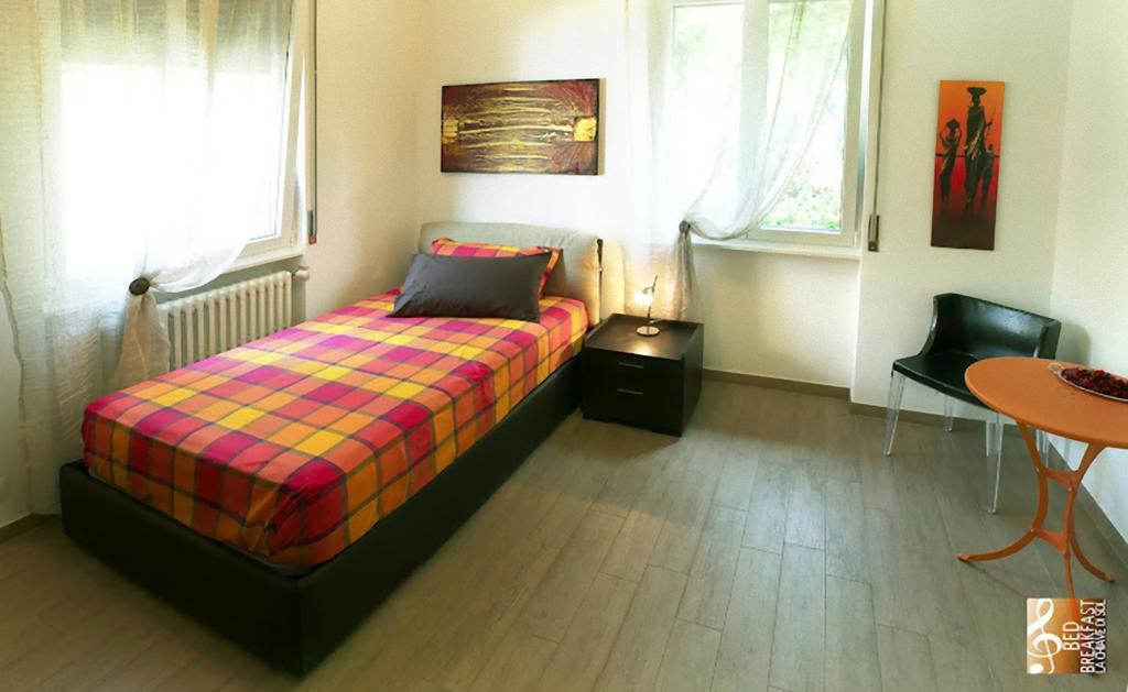 B&B La Chiave Di Sol Como Cameră foto